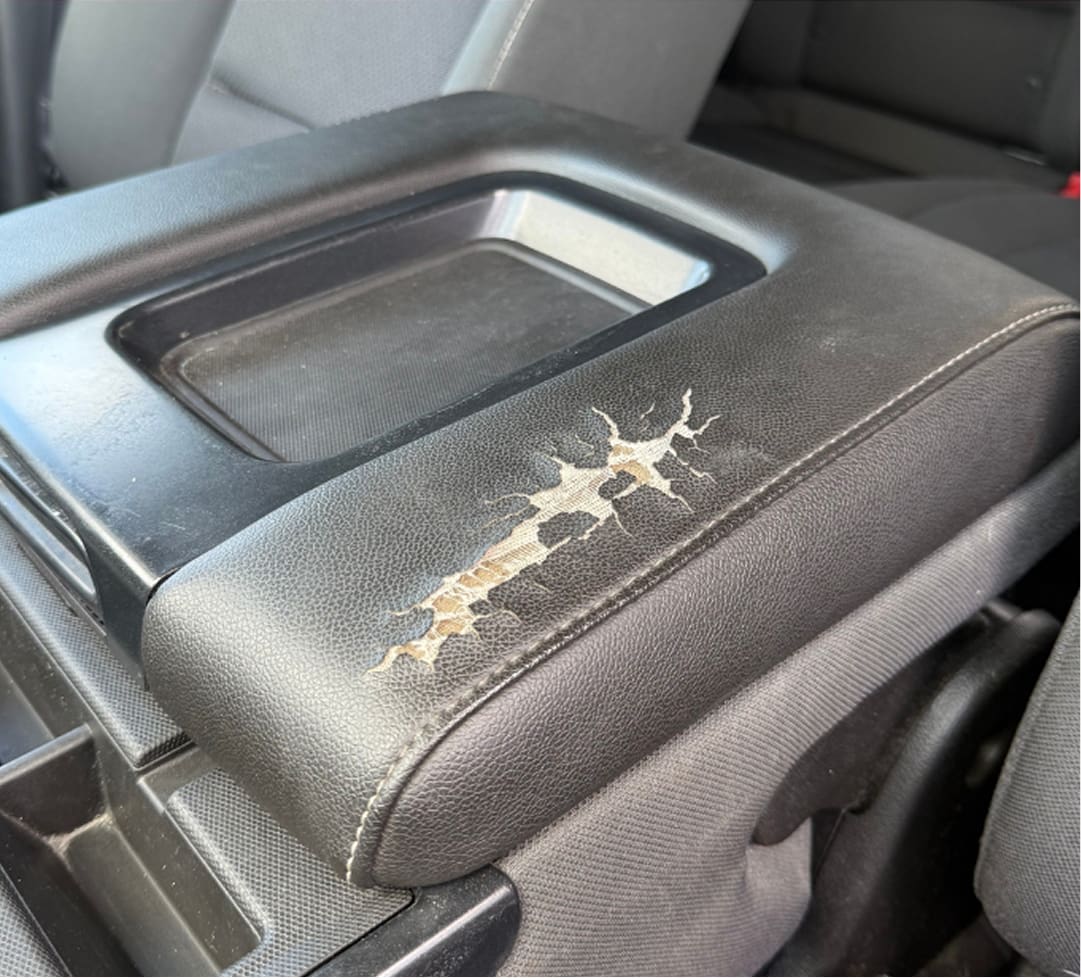 Vehicle damage before cosmetic repair in Philadelphia PA