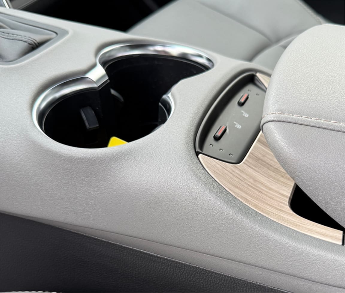 Vehicle restored after cosmetic repair in Philadelphia PA
