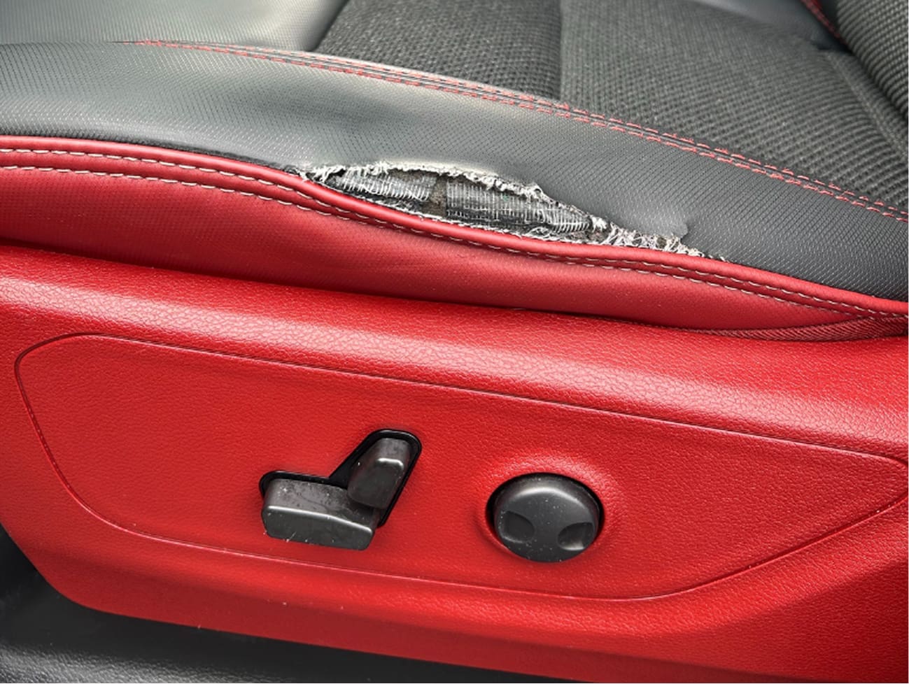 Vehicle damage before cosmetic repair in Philadelphia PA